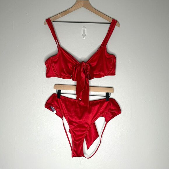 Adore Me Womens Gynger Bra Panty Set Plus Size 2X Red Satin Bow Unlined Romantic - Picture 3 of 12